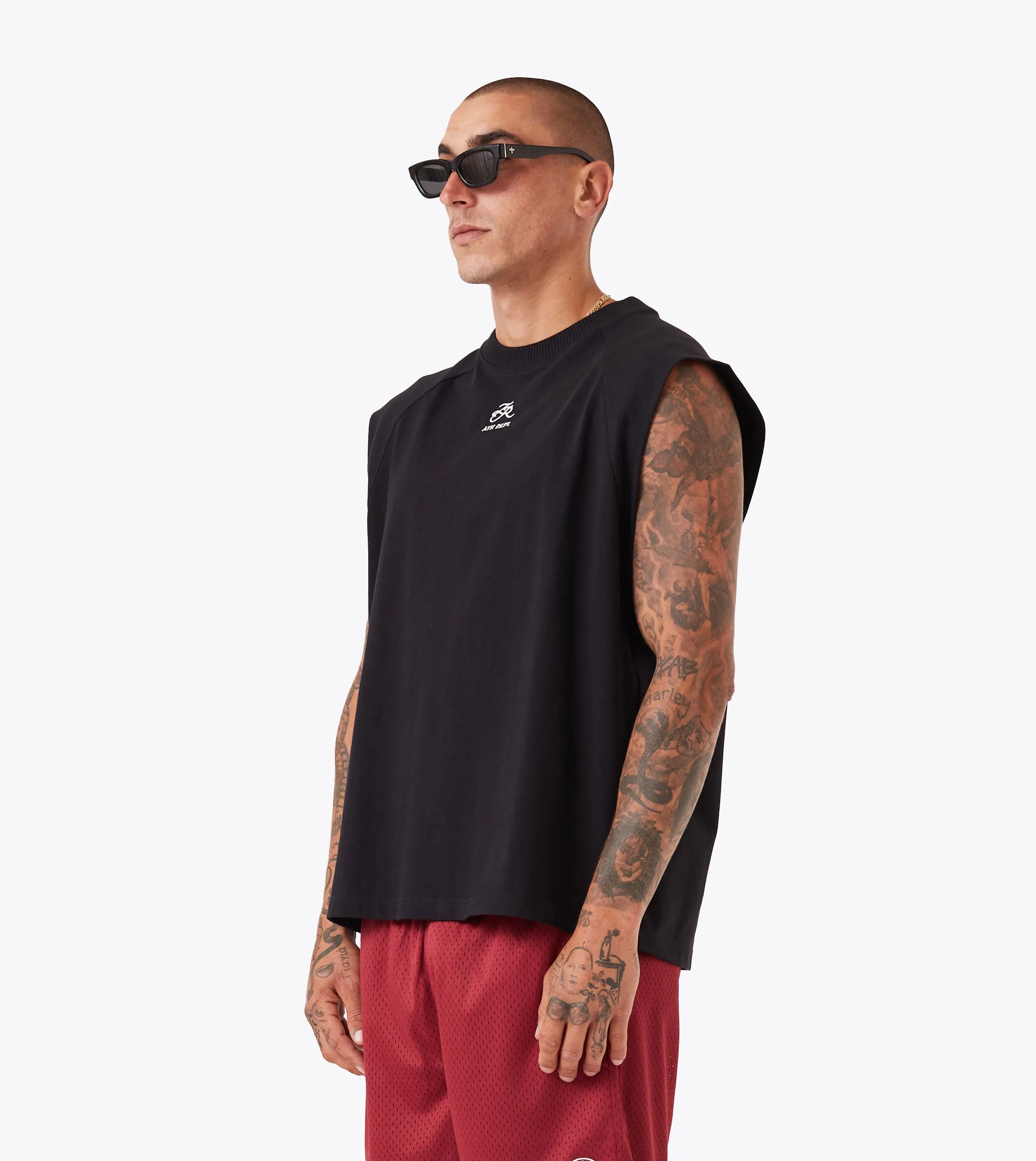 Emblem Muscle Black