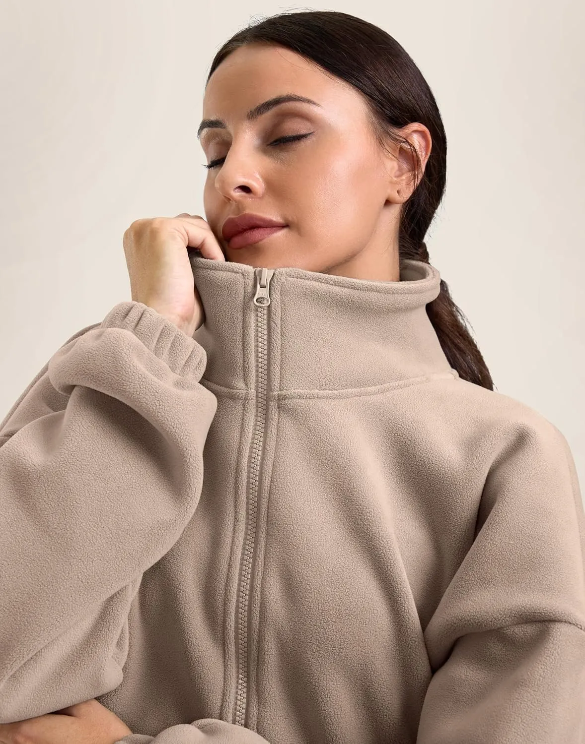 Soothfeel Women's Fleece Cropped Jacket Zip Up Sweatshirt Short Coat Sherpa Jackets for Women Fall Winter Fashion Clothes